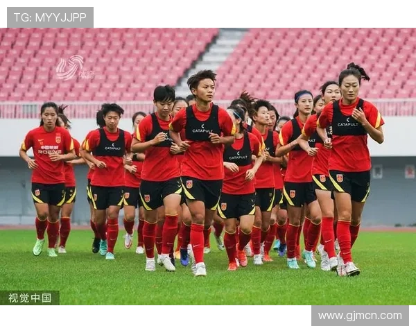 李晴瞳双响领衔中国女足两连胜晋级